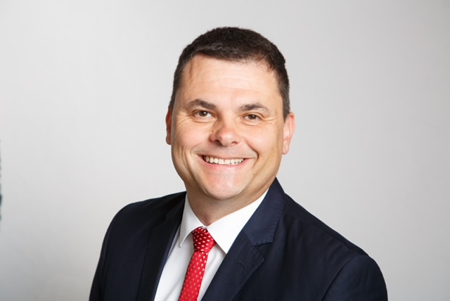 Dr. Máté Géza