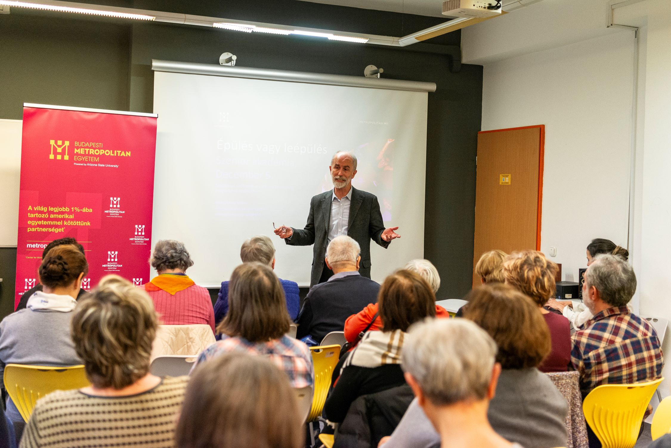 Kovács István Vilmos a Budapesti Metropolitan Egyetem Oktatási Módszertani Igazgatója, innovációs szakértő előadása / Képet készítette: Mihalik Flóra