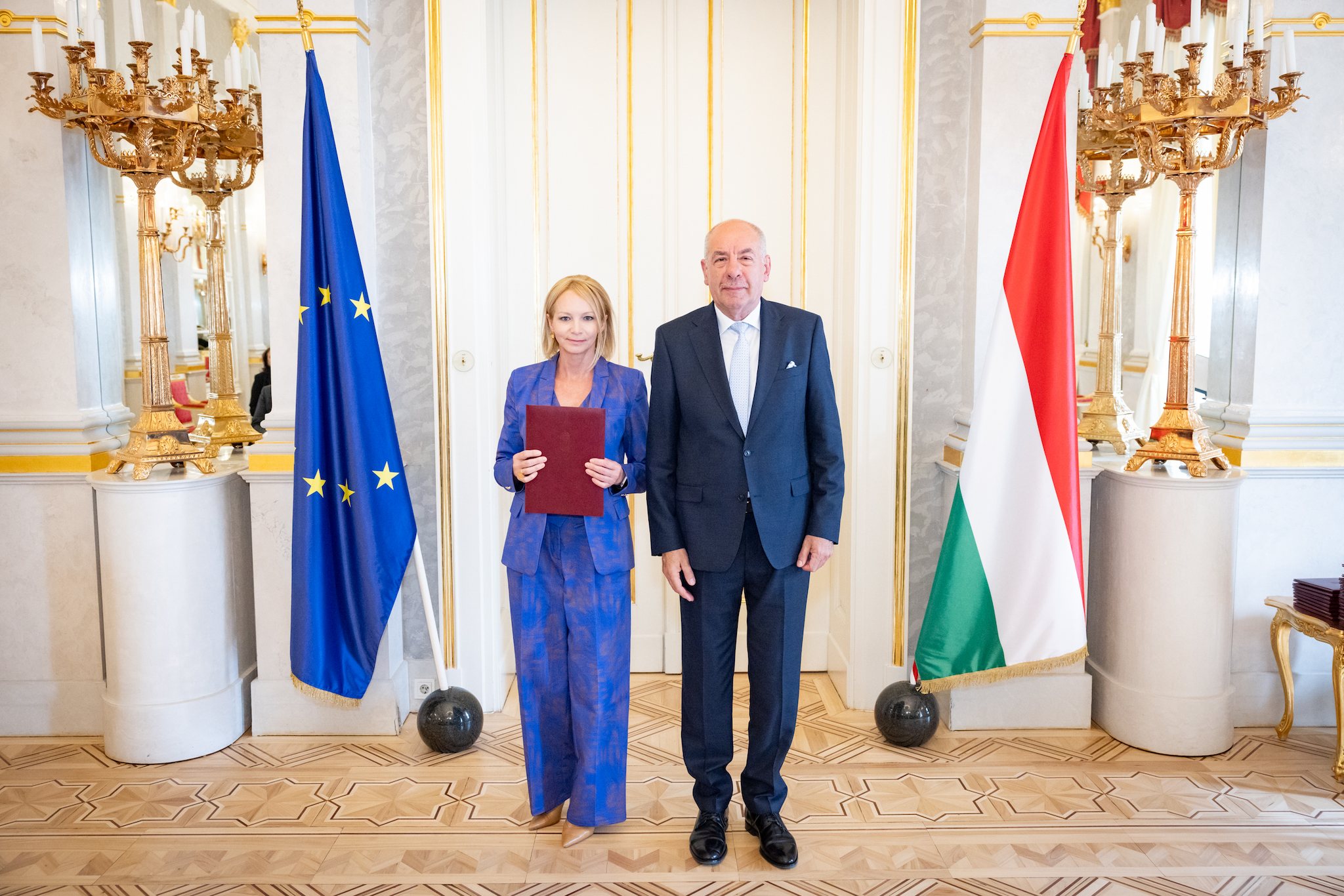 A METU elismert oktatója, Prof. Dr. Bachmann Erzsébet egyetemi tanári fokozatot szerzett